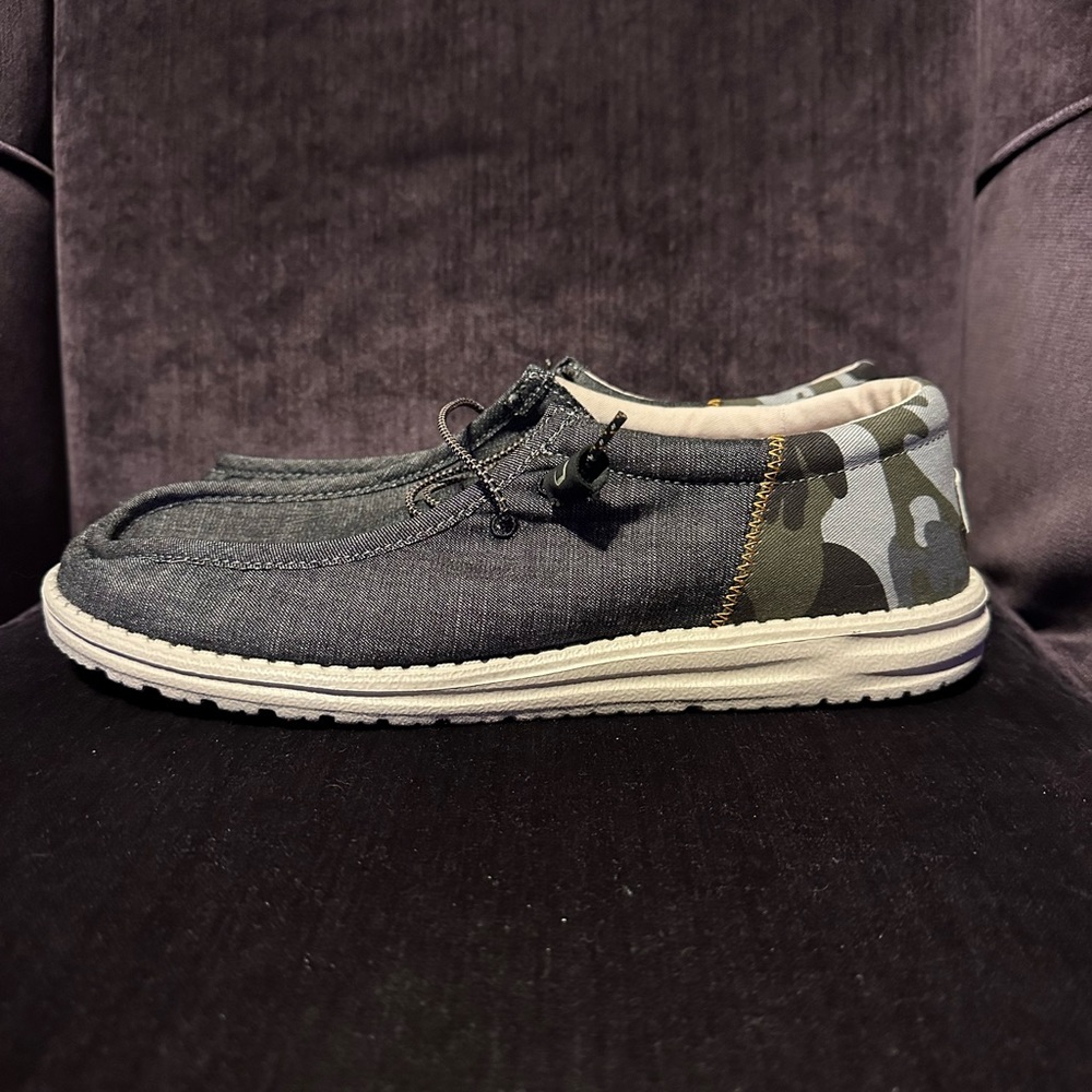 Hey Dude Men's Wally Funk Camo Dark Grey Size 13 Gem